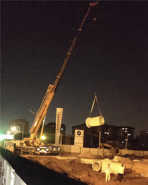 惠阳区“弯臂矫正”—— 吊车的 “形变补偿” 技术